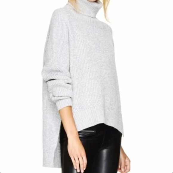 Aritzia Wilfred Free Lin Grey Sweater High Low Hem Wool Turtleneck - Picture 2 of 3